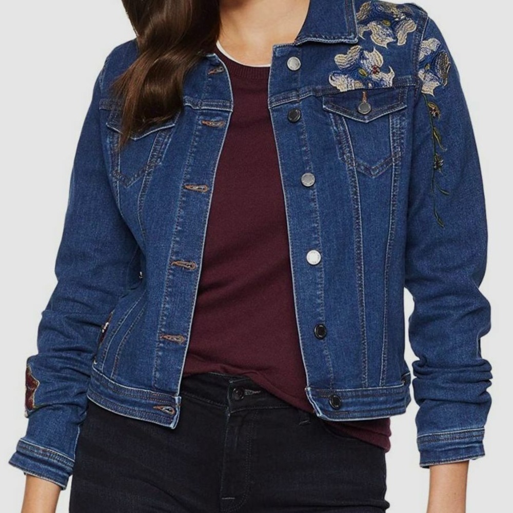 216. FDJ French Dressing Jeans Medium Embroidered Jean Jacket